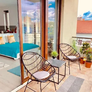  Appartement Sunny Deluxe Apt. & Terrace
