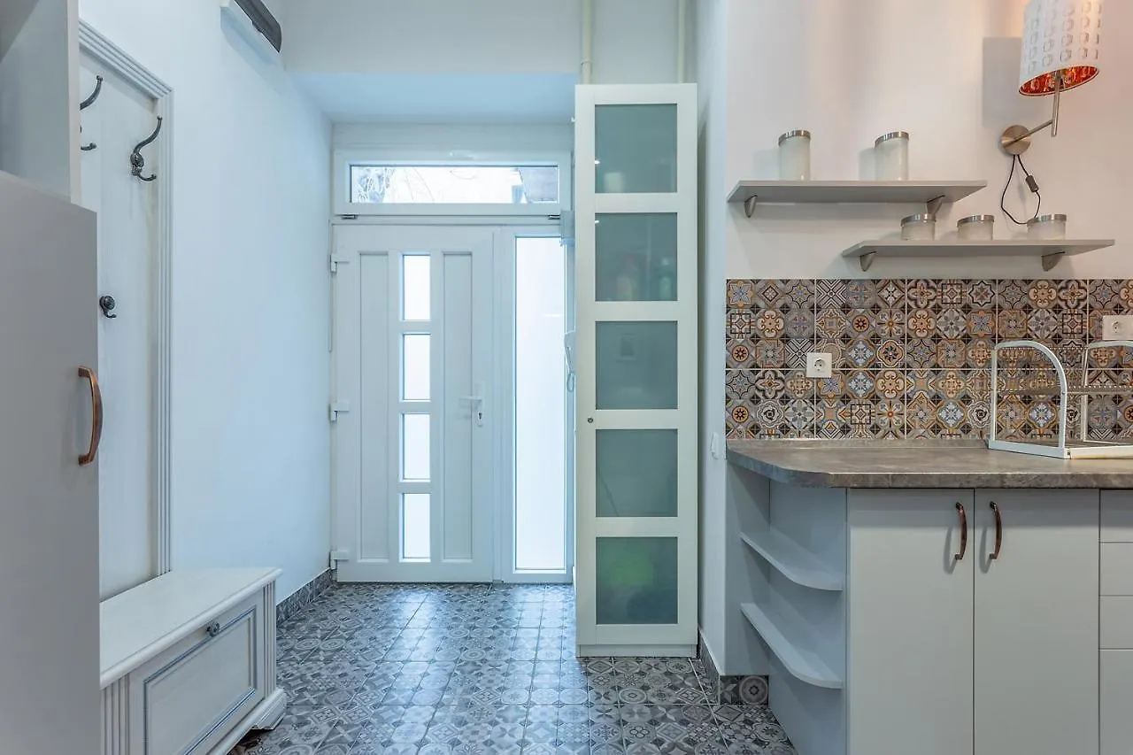 Goldcentral Apartment Dob Budapest